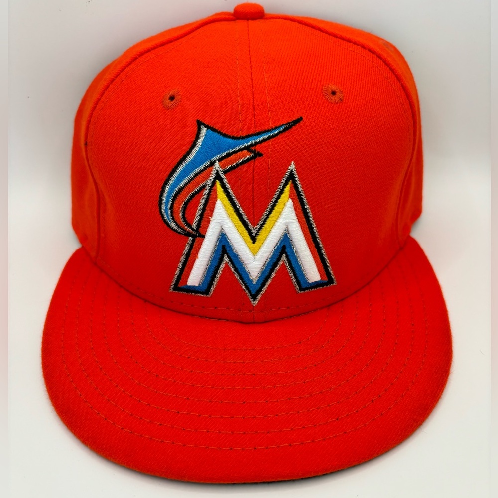 NEW ERA™️ Men's Size 7 3/8 MIAMI MARLINS Official On-Field Baseball Cap